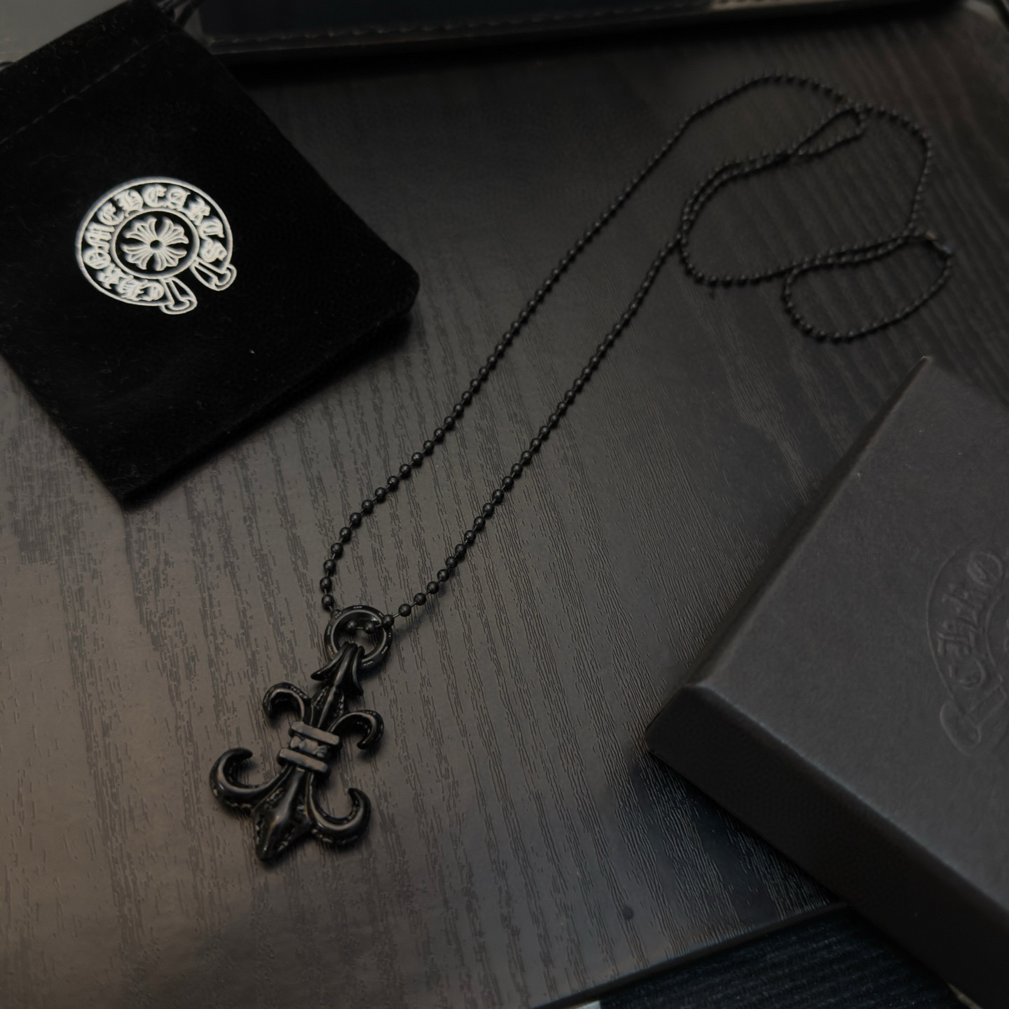 Chrome Hearts クロムハーツ マルティーズクロス ネックレス カラフル 男女兼用 軽量 ゴシック ストリート ファッションアクセサリー