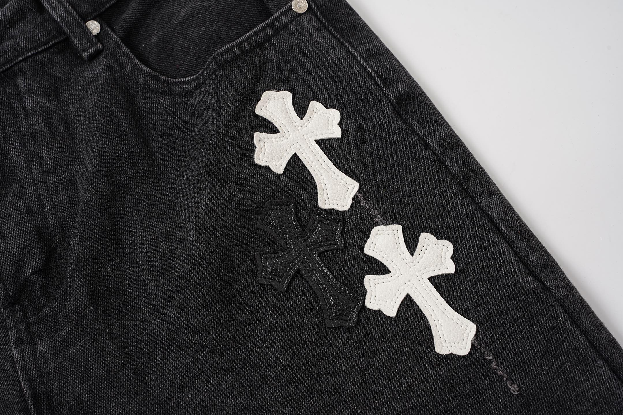 Chrome Hearts クロムハーツ クロス パッチワーク 刺繍 リラックスフィット 5分丈 デニムショーツ ユニセックス ブラック