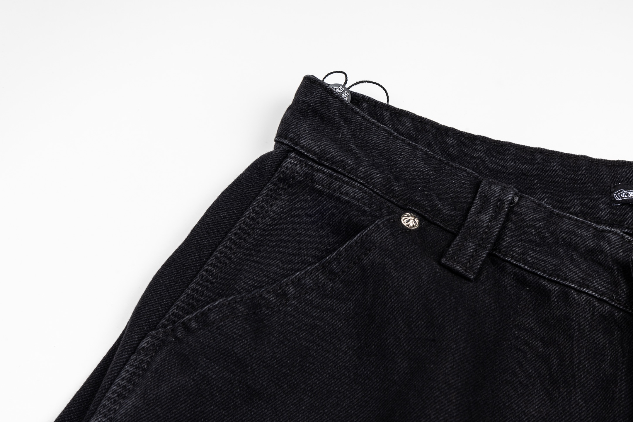 Chrome Hearts クロムハーツ クロスパッチ カーゴショーツ 黒 シルバースタッド ゴシックデザイン
