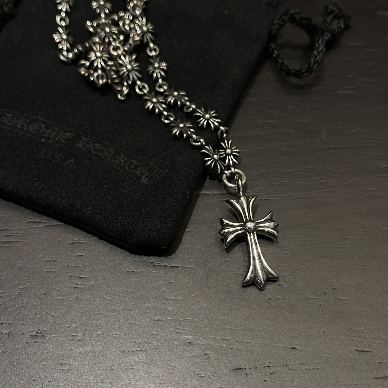 Chrome Hearts クロムハーツ クロス一体型ネックレス ゴシック調 クロスパーツ連結