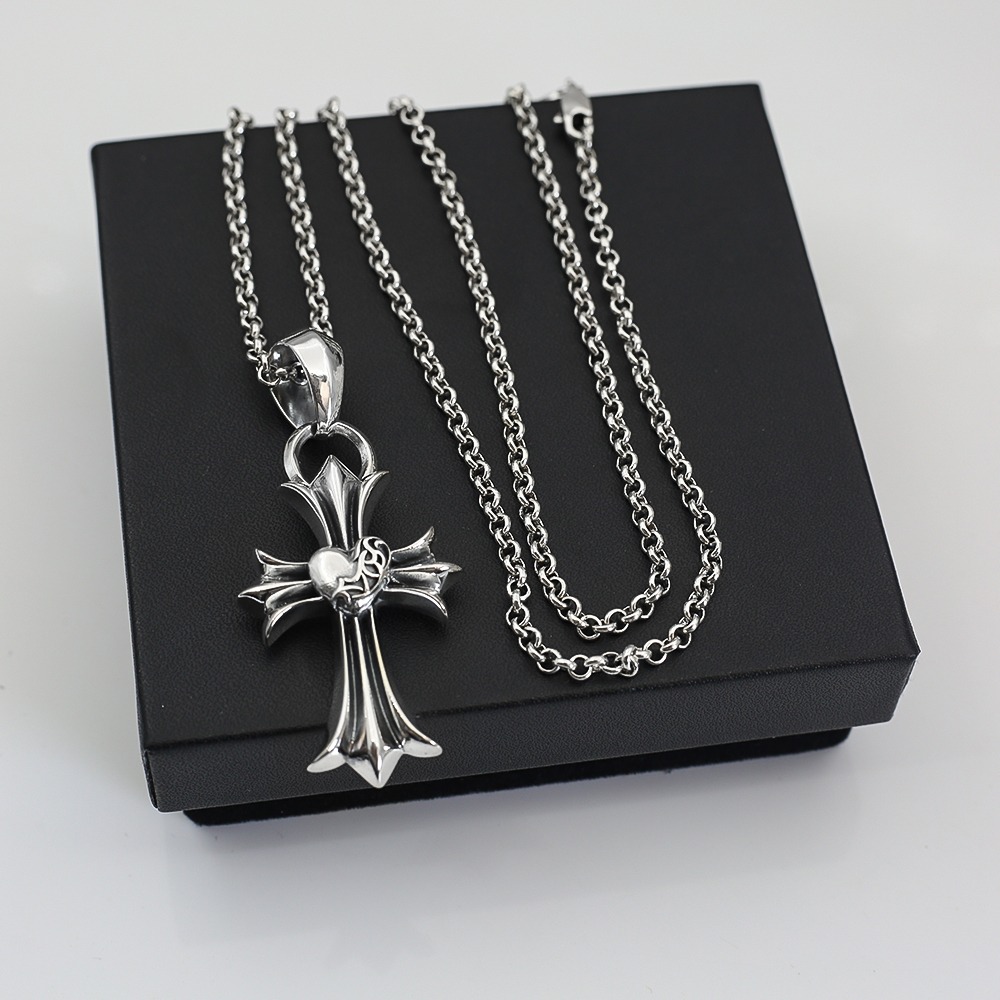 Chrome Hearts クロムハーツ ハートクロス ペンダント