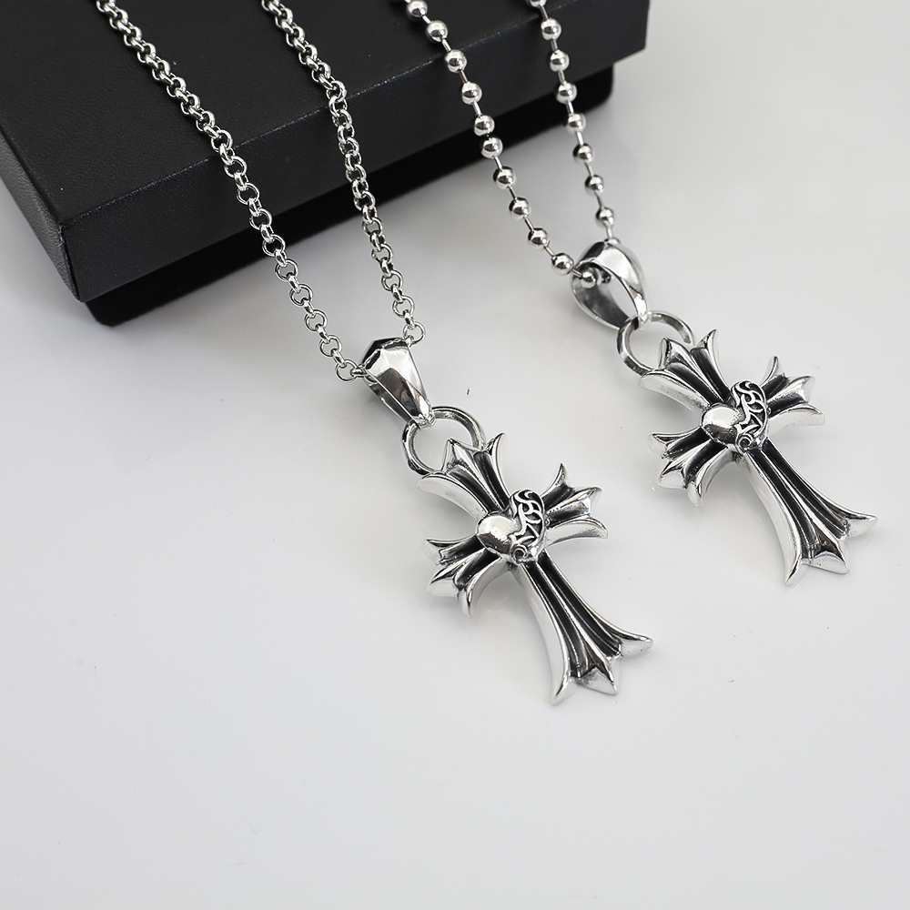 Chrome Hearts クロムハーツ ハートクロス ペンダント