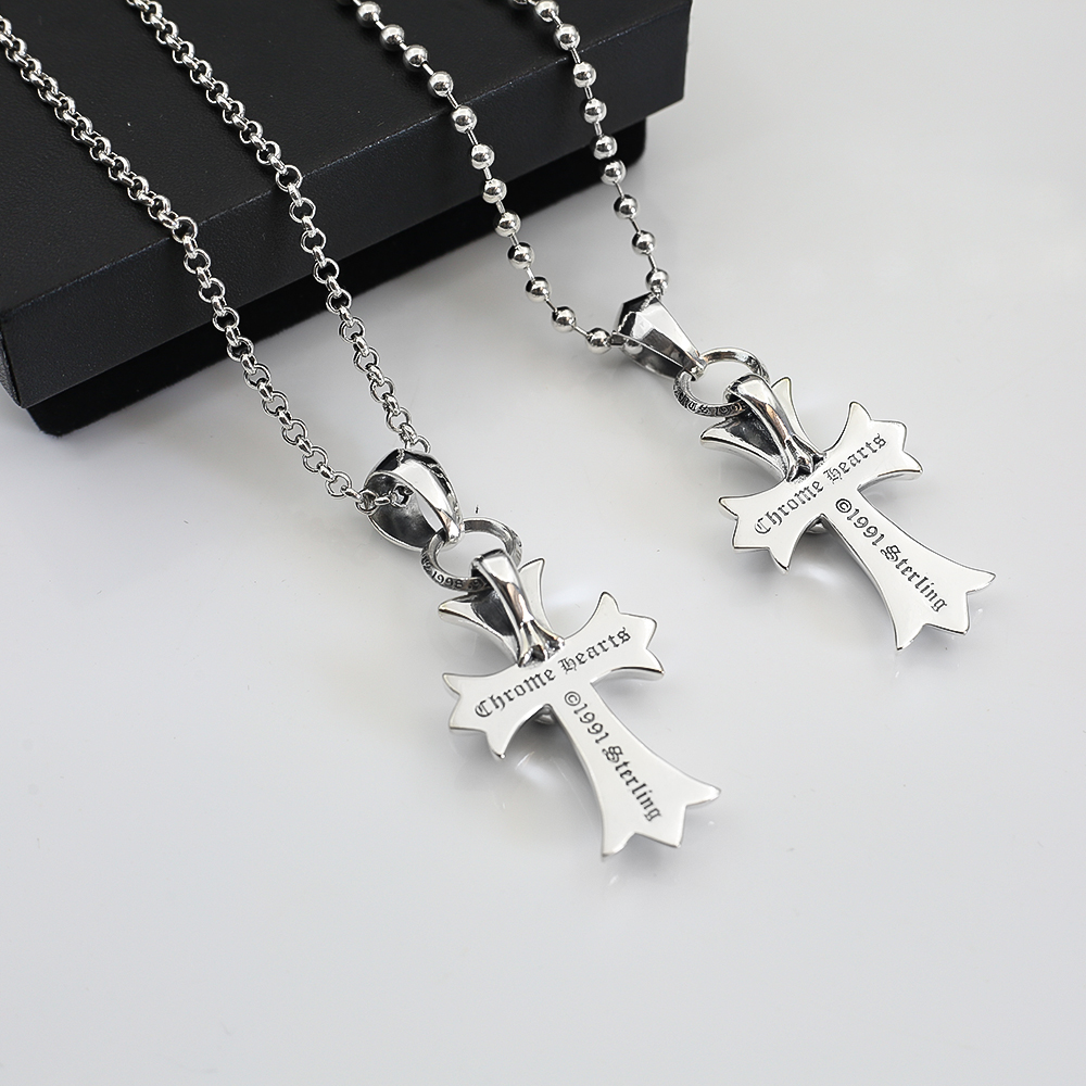 Chrome Hearts クロムハーツ ハートクロス ペンダント