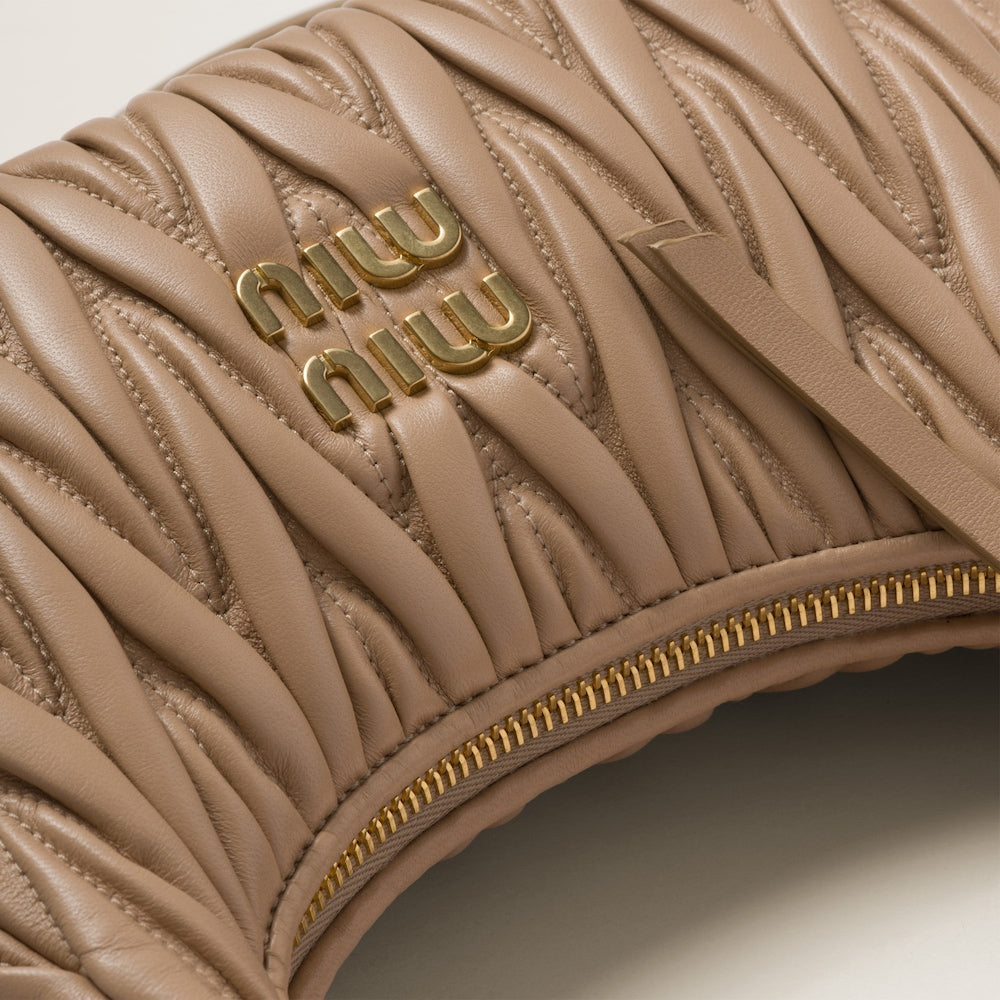 THEMALLワンダー マテラッセレザー ホーボーバッグ