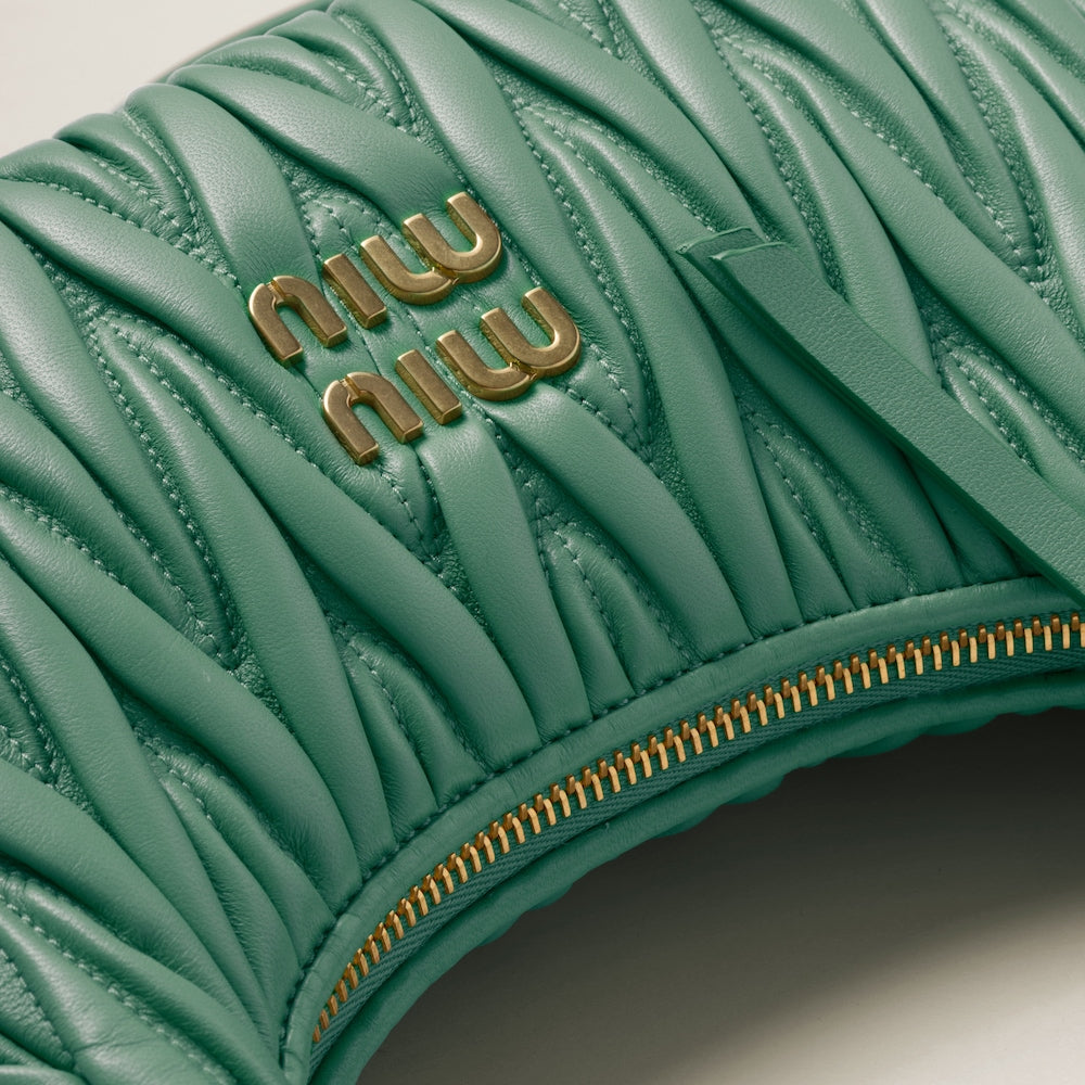 THEMALLワンダー マテラッセレザー ホーボーバッグ