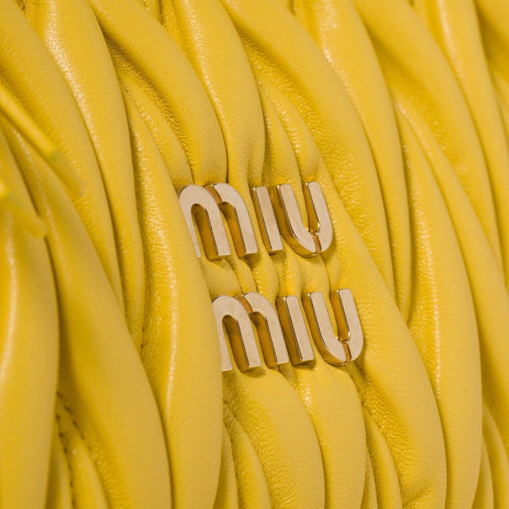 THEMALLワンダー マテラッセレザー ホーボーバッグ