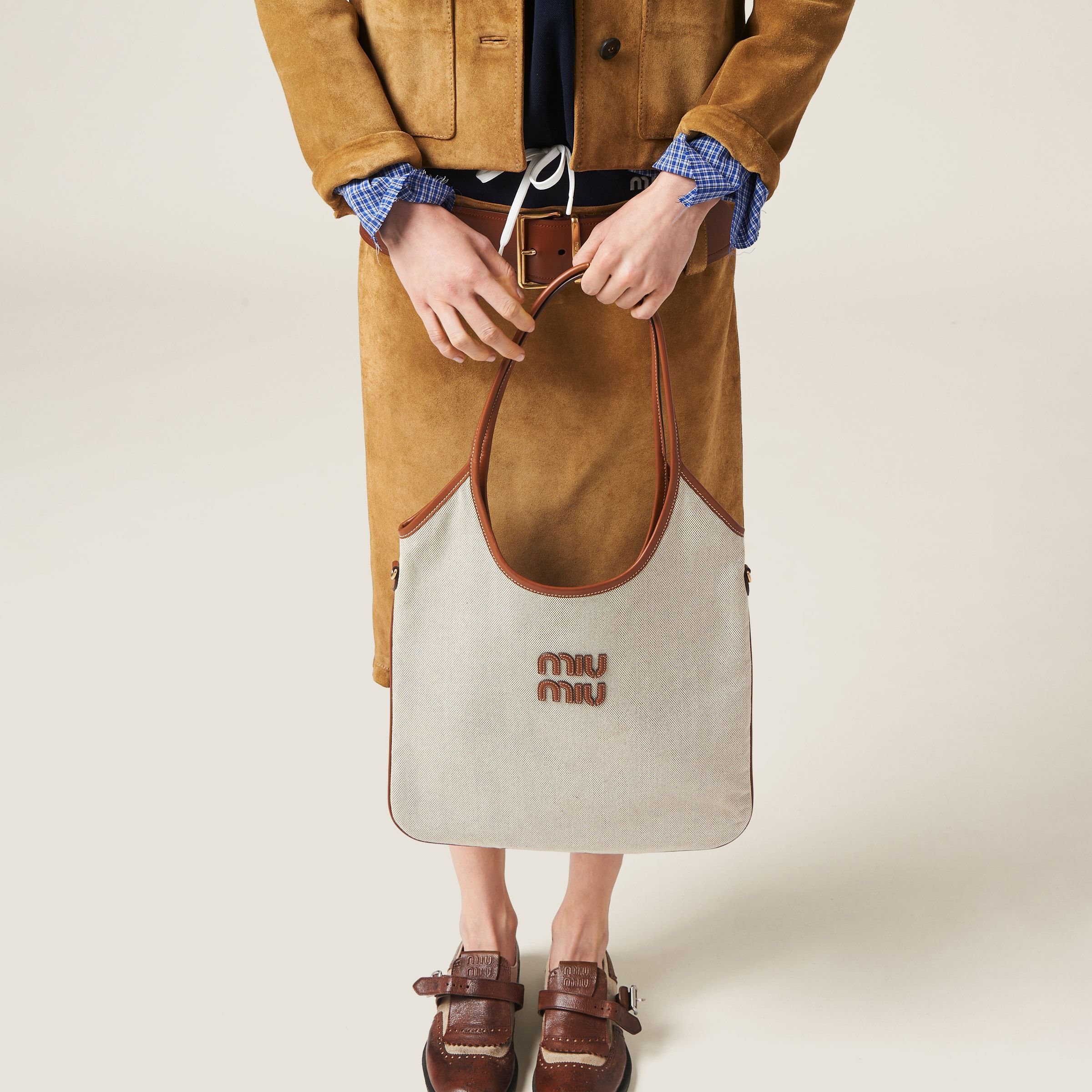 レザ一ト一トバッグ