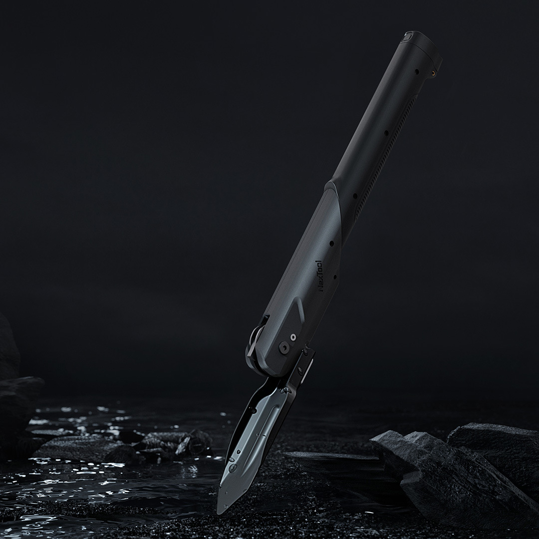 Outdoor multi-functional folding shovel