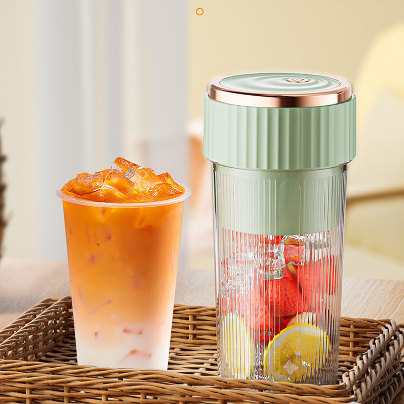 家用便攜榨汁杯