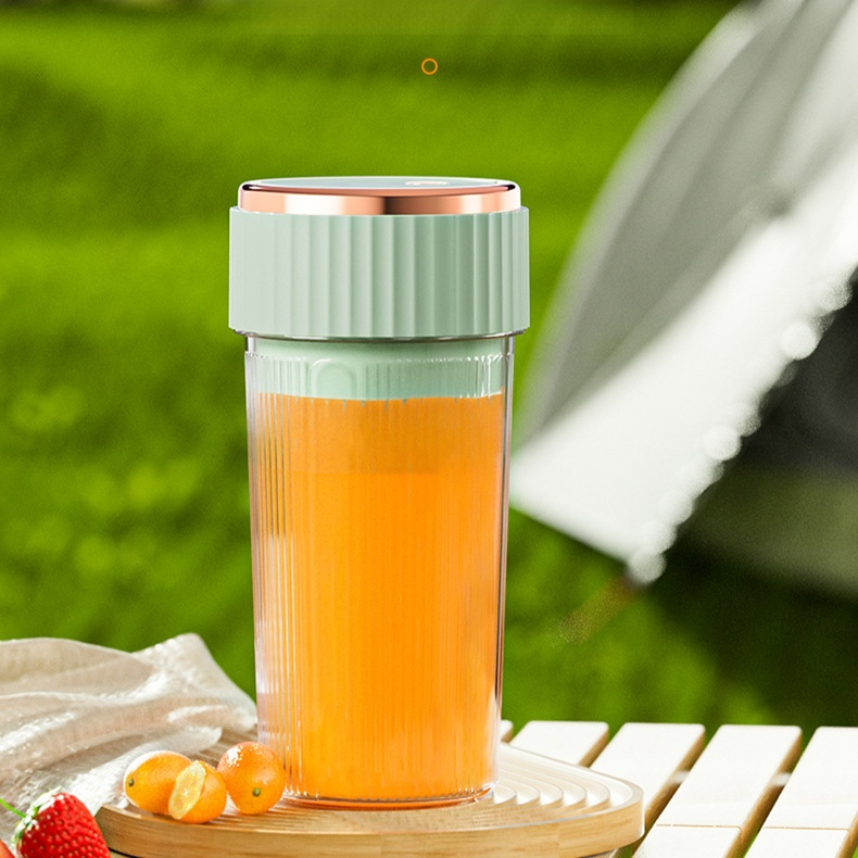 家用便攜榨汁杯