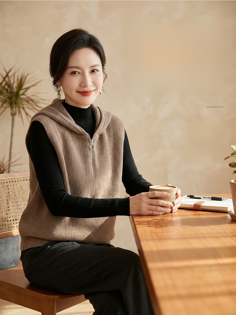 【年輕20歲】氣質顯瘦連帽馬甲