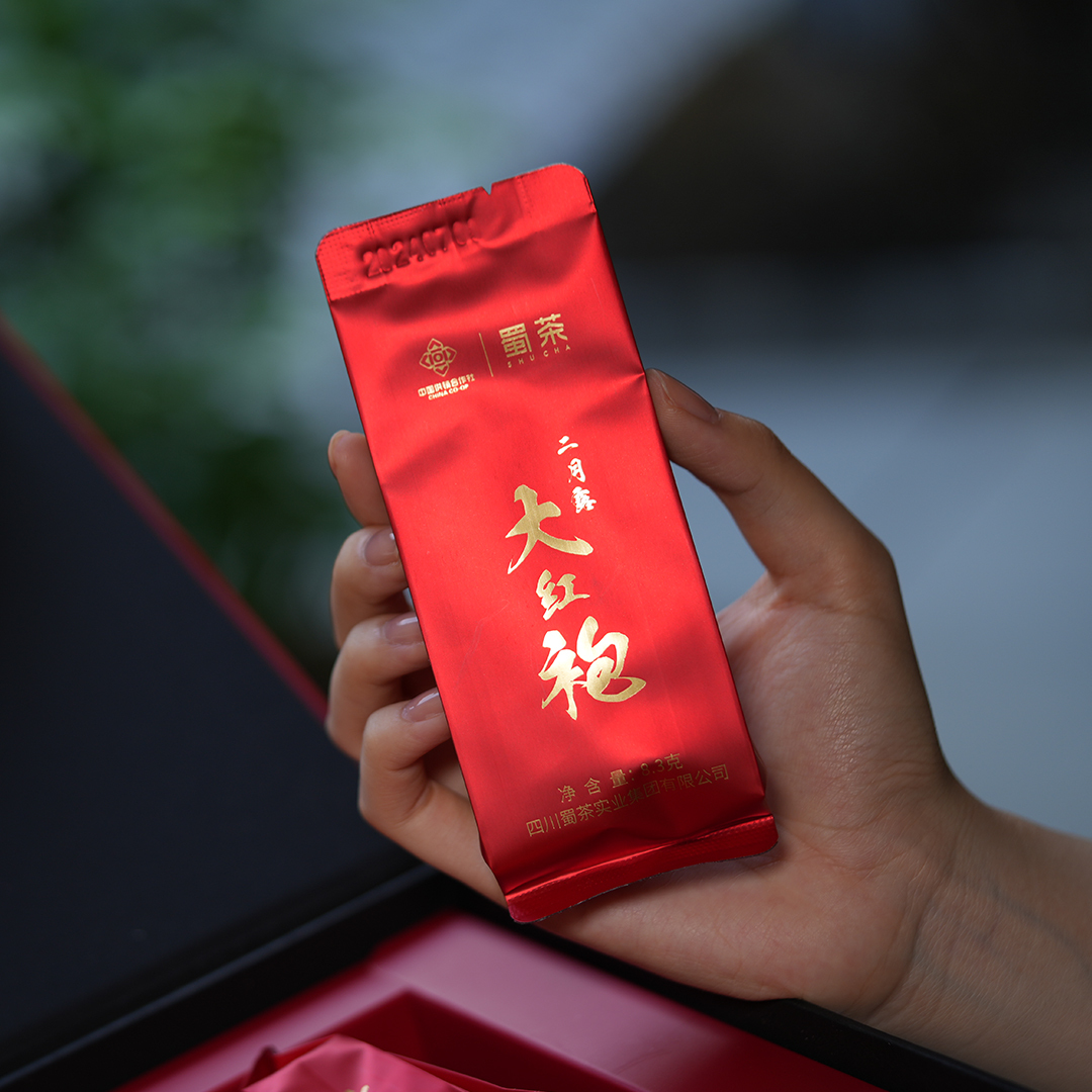 二月露·大紅袍