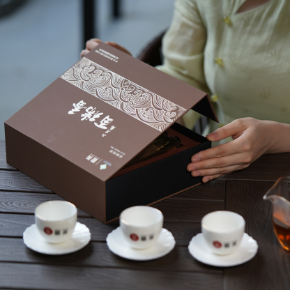 二月露·百瑞香