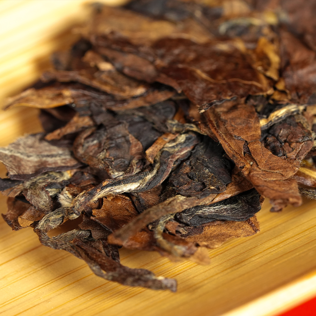 馬年禮盒白茶餅｜買二送一｜新年珍藏禮，茶香賀歲