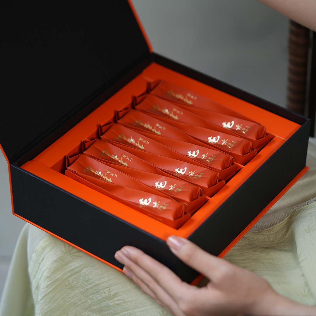 二月露·花香水仙