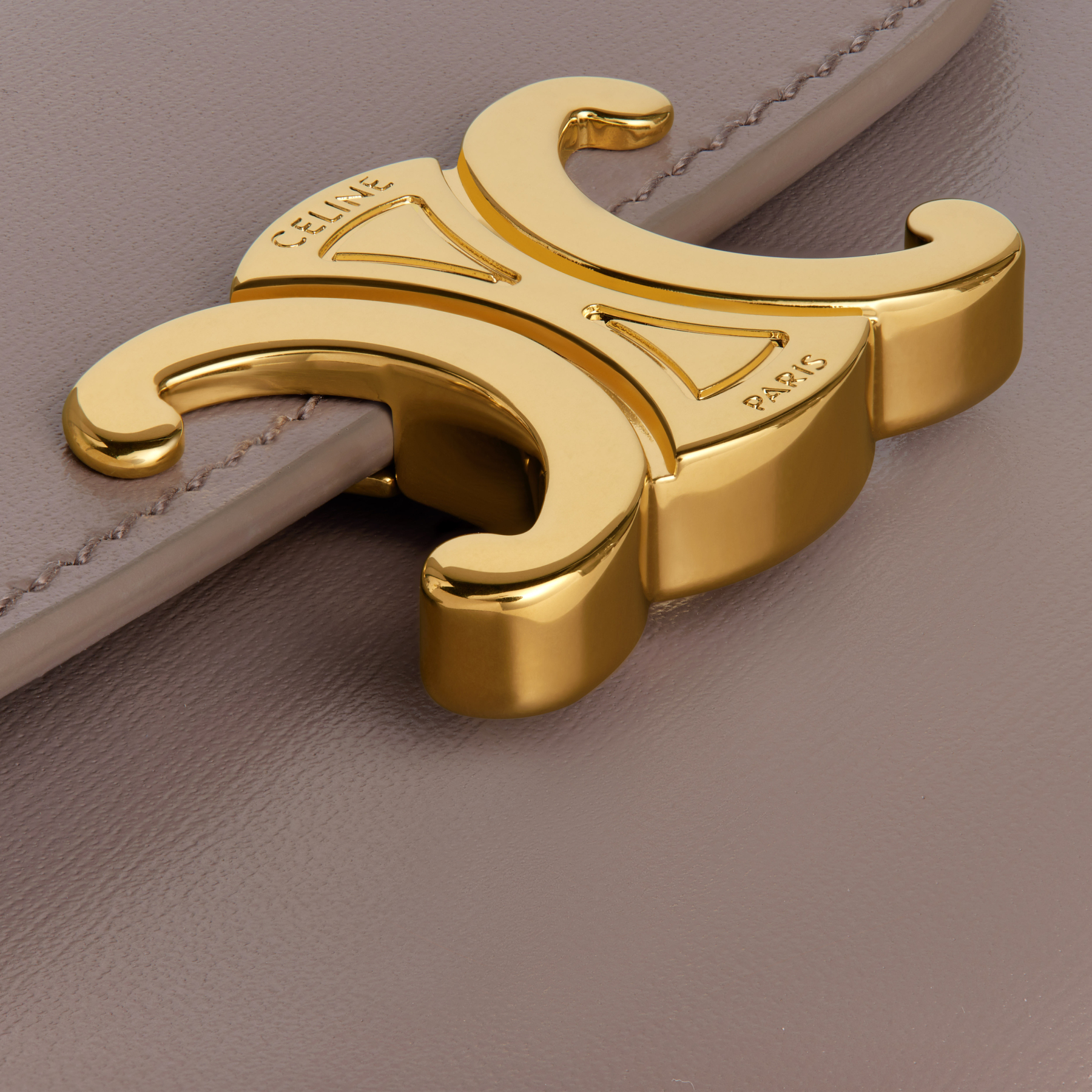 スモール フラップウォレット トリオンフ / シャイニーカーフスキン ぺブル