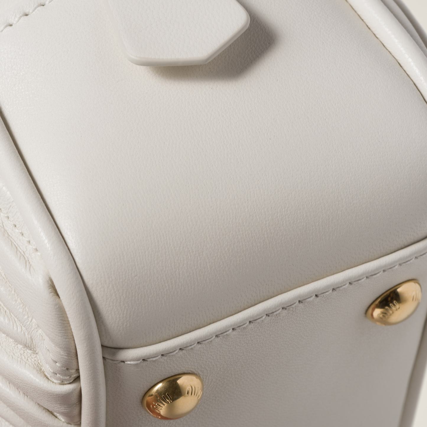 アルカディ マテラッセレザー バッグ