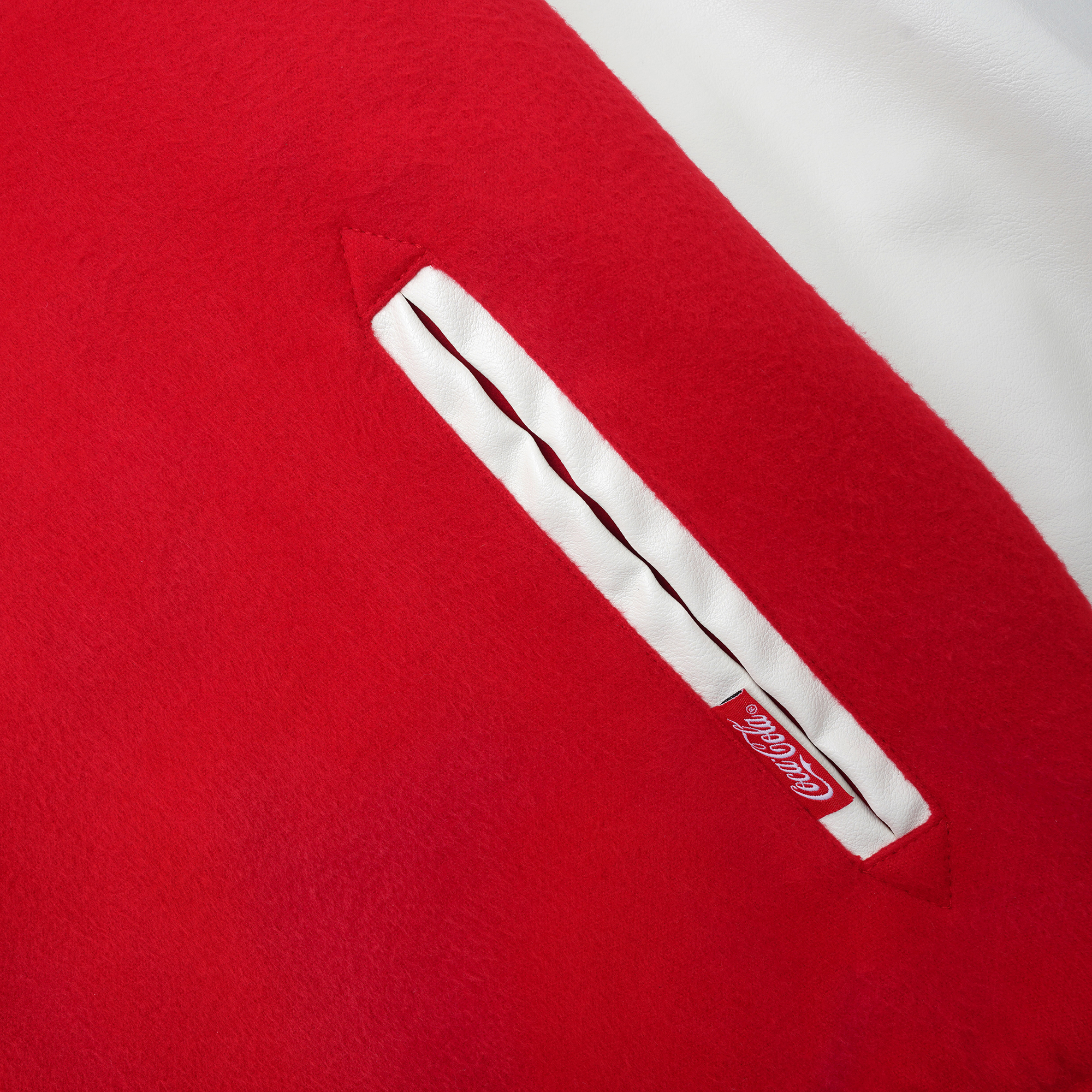 NPNG 可口可樂合作款翻領棒球服 NPWA26K0008-SS330