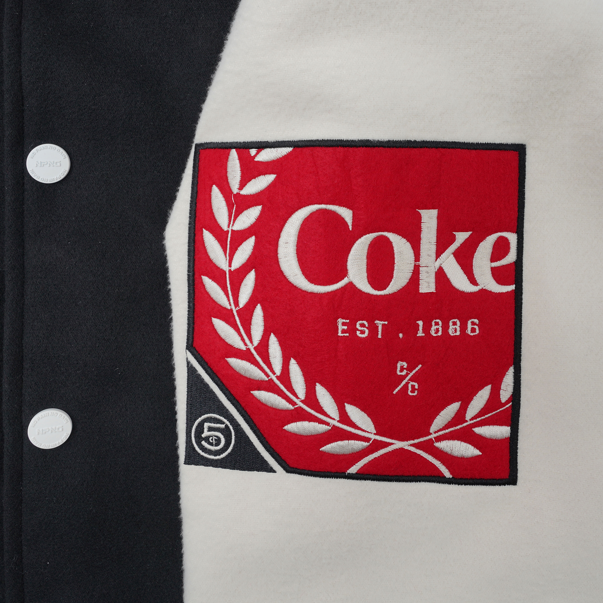 NPNG 可口可樂聯名 外套 NPWA26K0002-SS325-BKC/OFF WHC