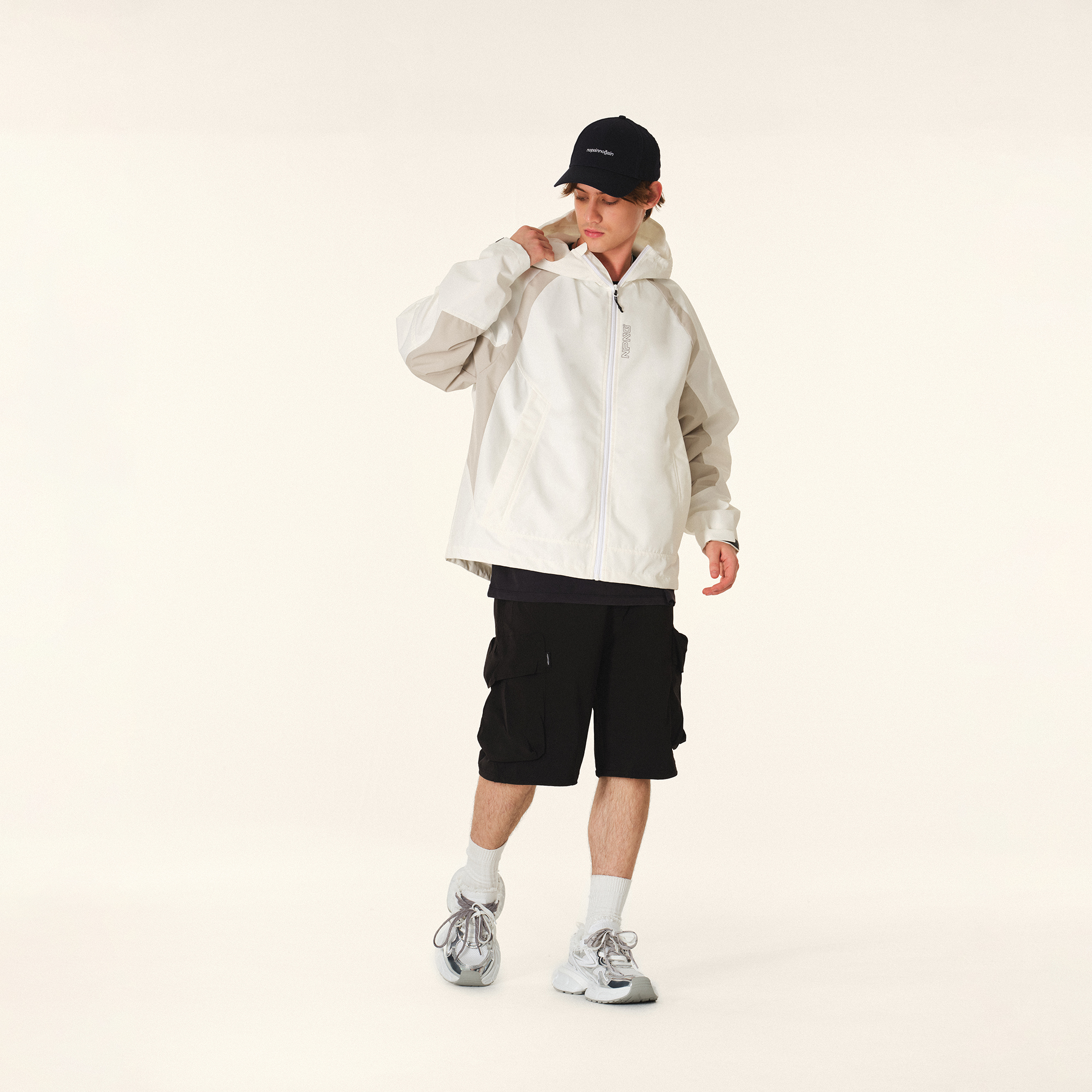 NPNG 插肩袖沖鋒衣 NPA25BW0007-FW122