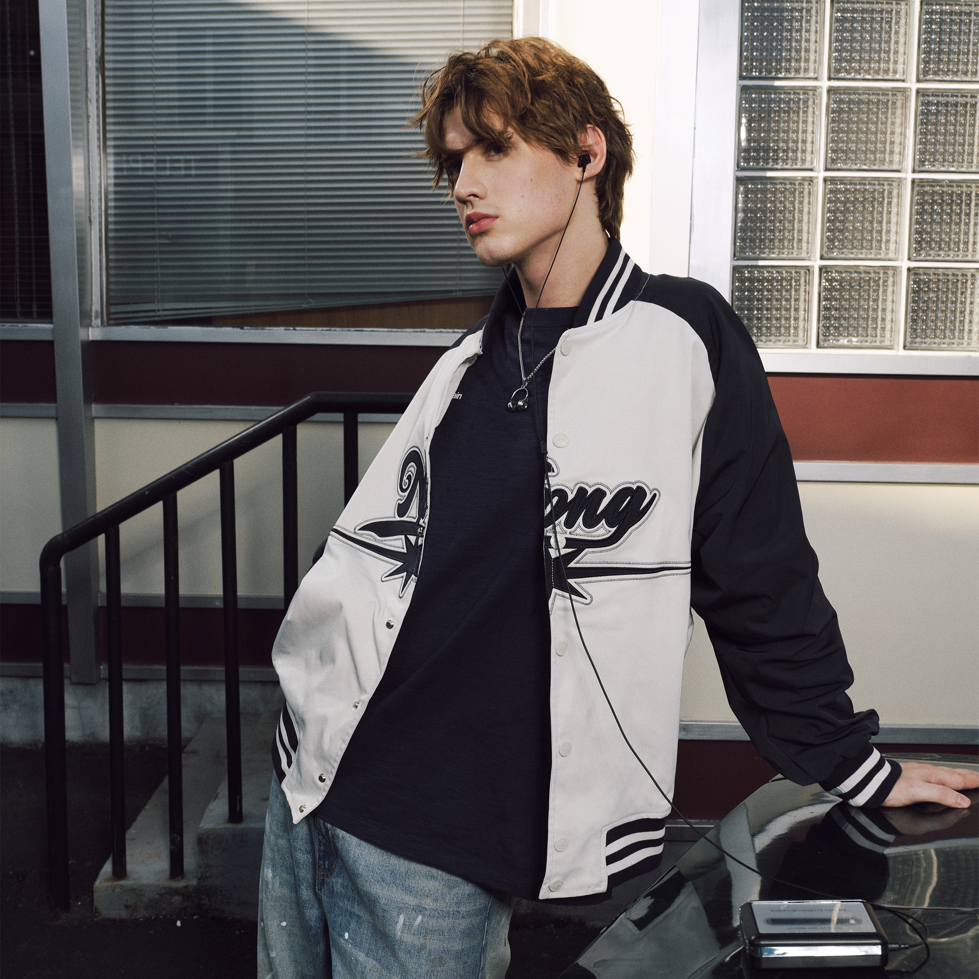  NPNG 插肩袖棒球外套 NPA25BW0008-FW120