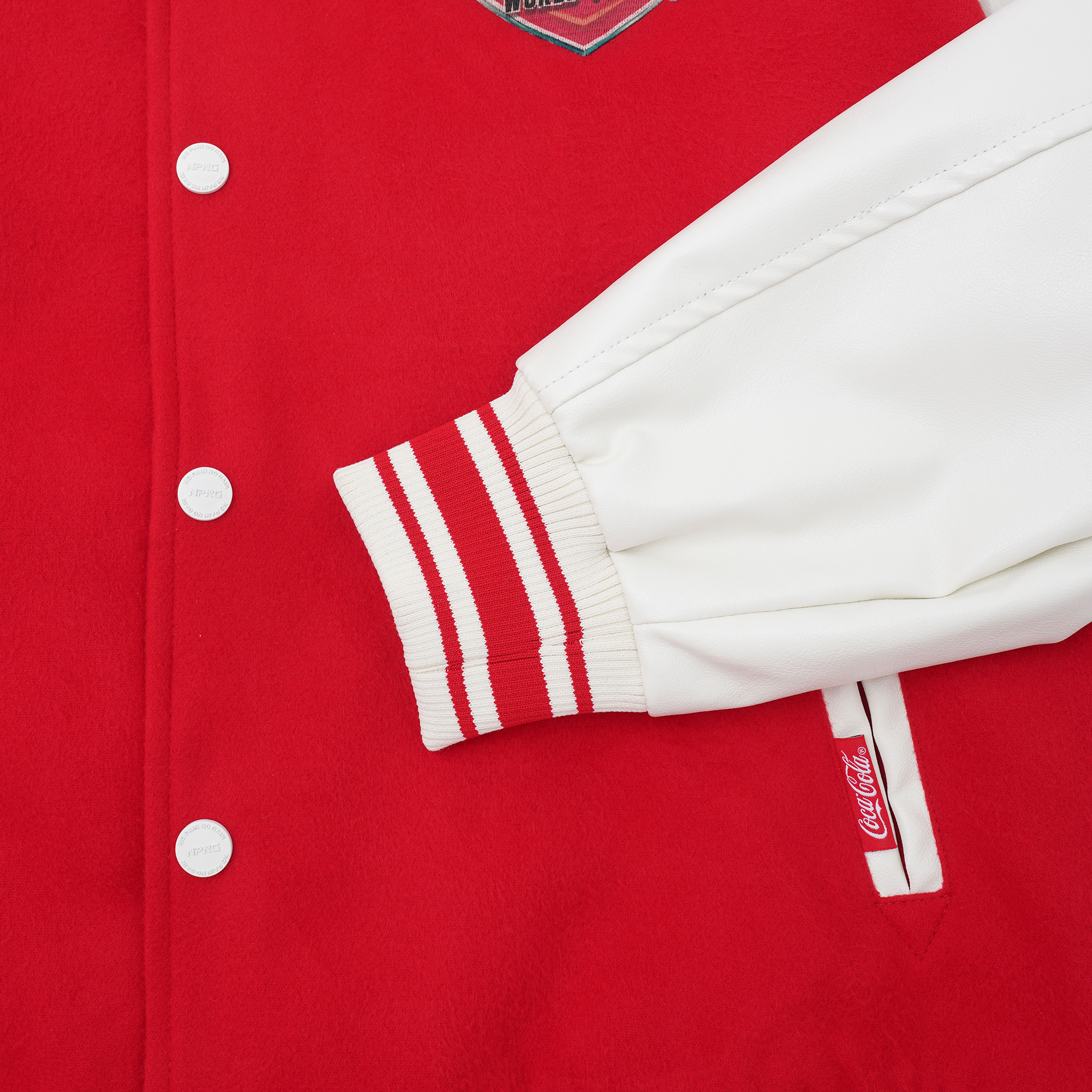 NPNG 可口可樂合作款翻領棒球服 NPWA26K0008-SS330