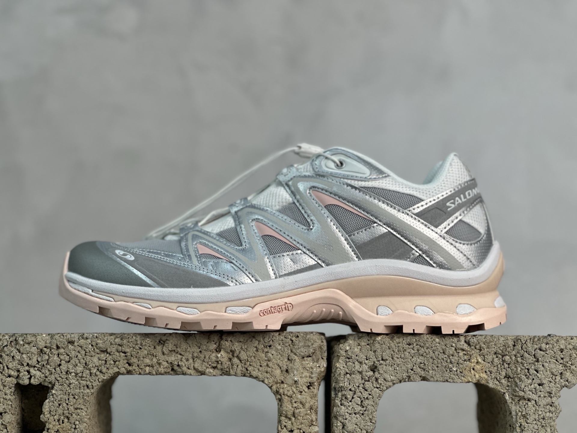 SALOMON薩洛蒙 XT-Quest 系列