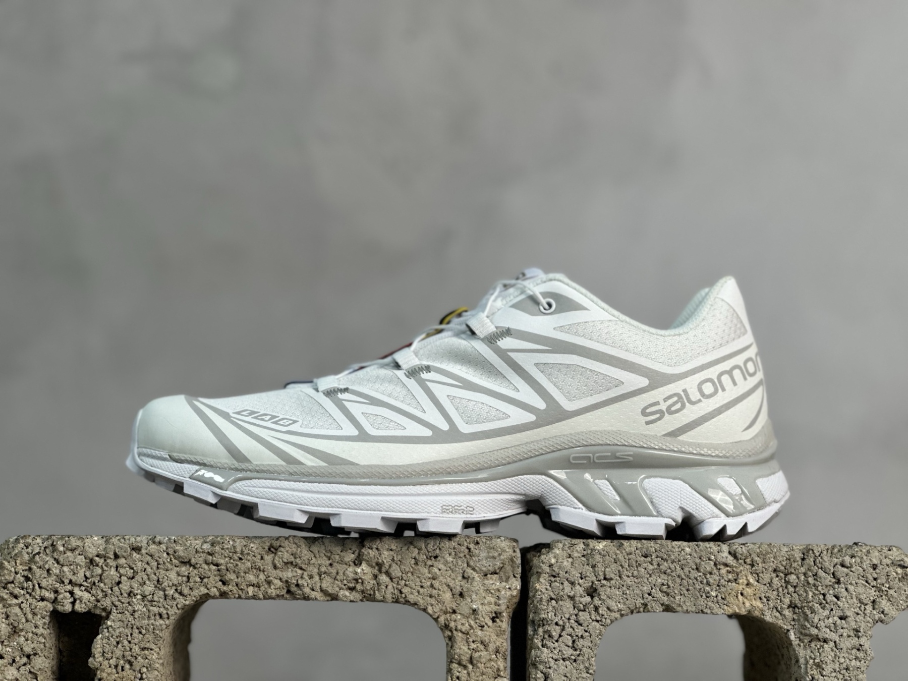 SALOMON薩洛蒙 XT-Quest 系列