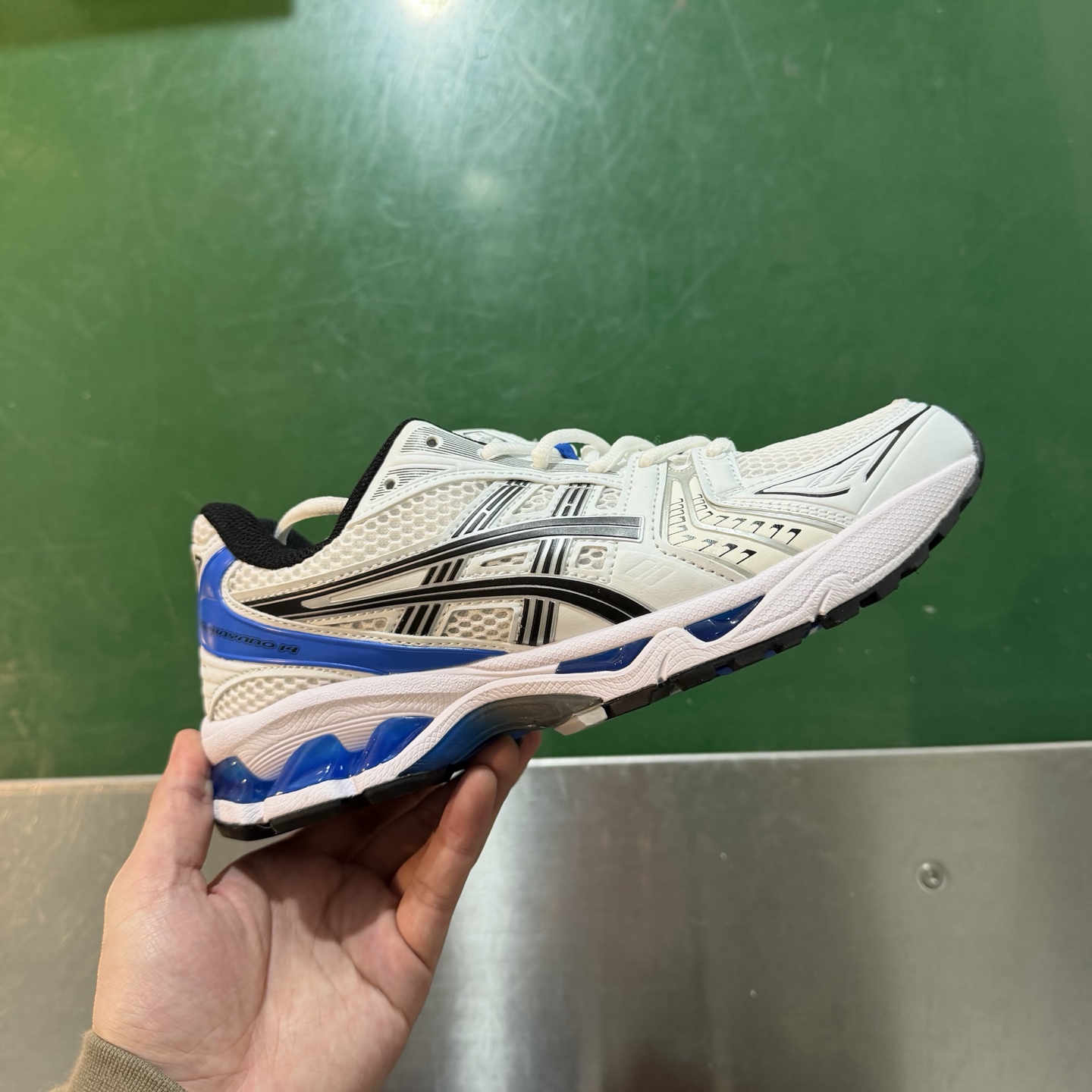 Asics Gel-Kayano 14 （特價福利）