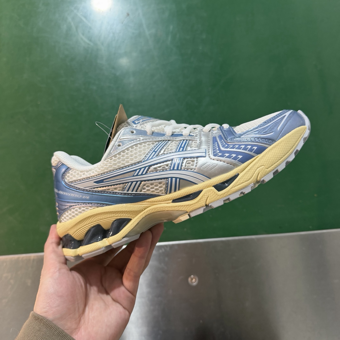 Asics Gel-Kayano 14 （特價福利）