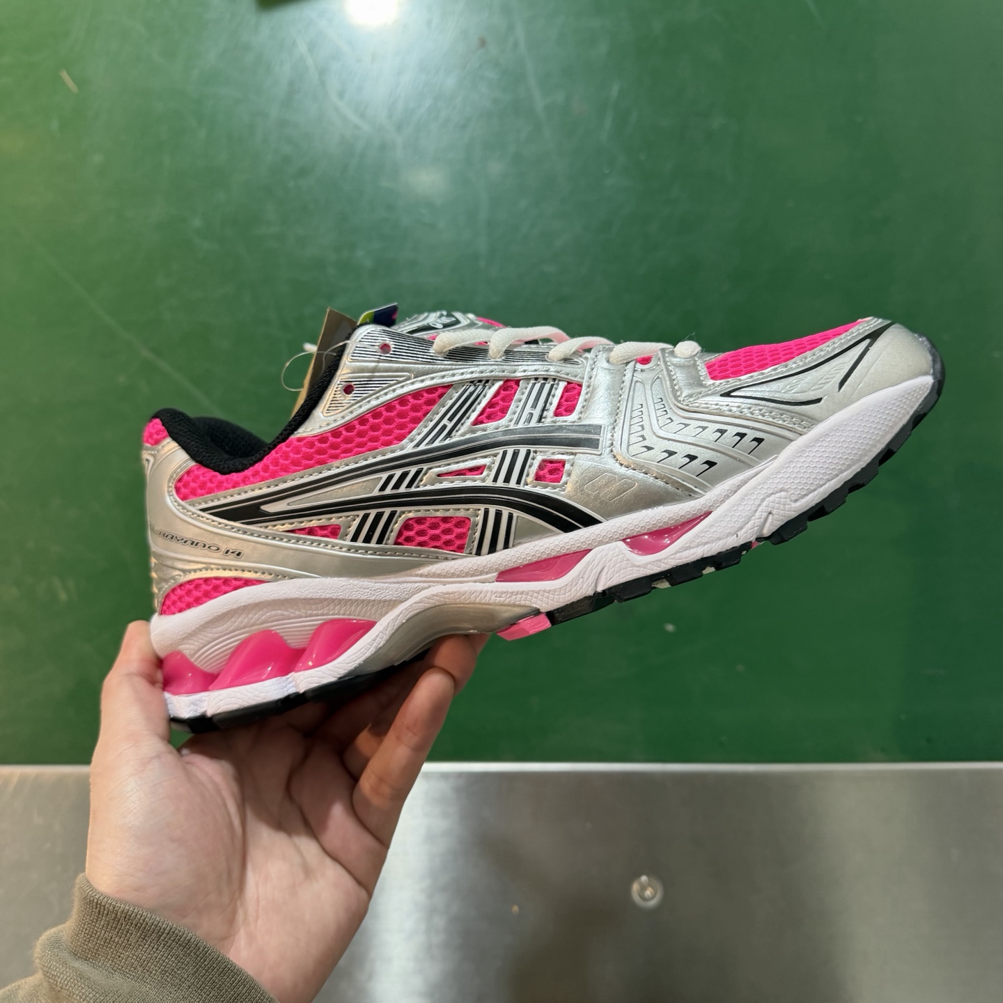 Asics Gel-Kayano 14 （特價福利）
