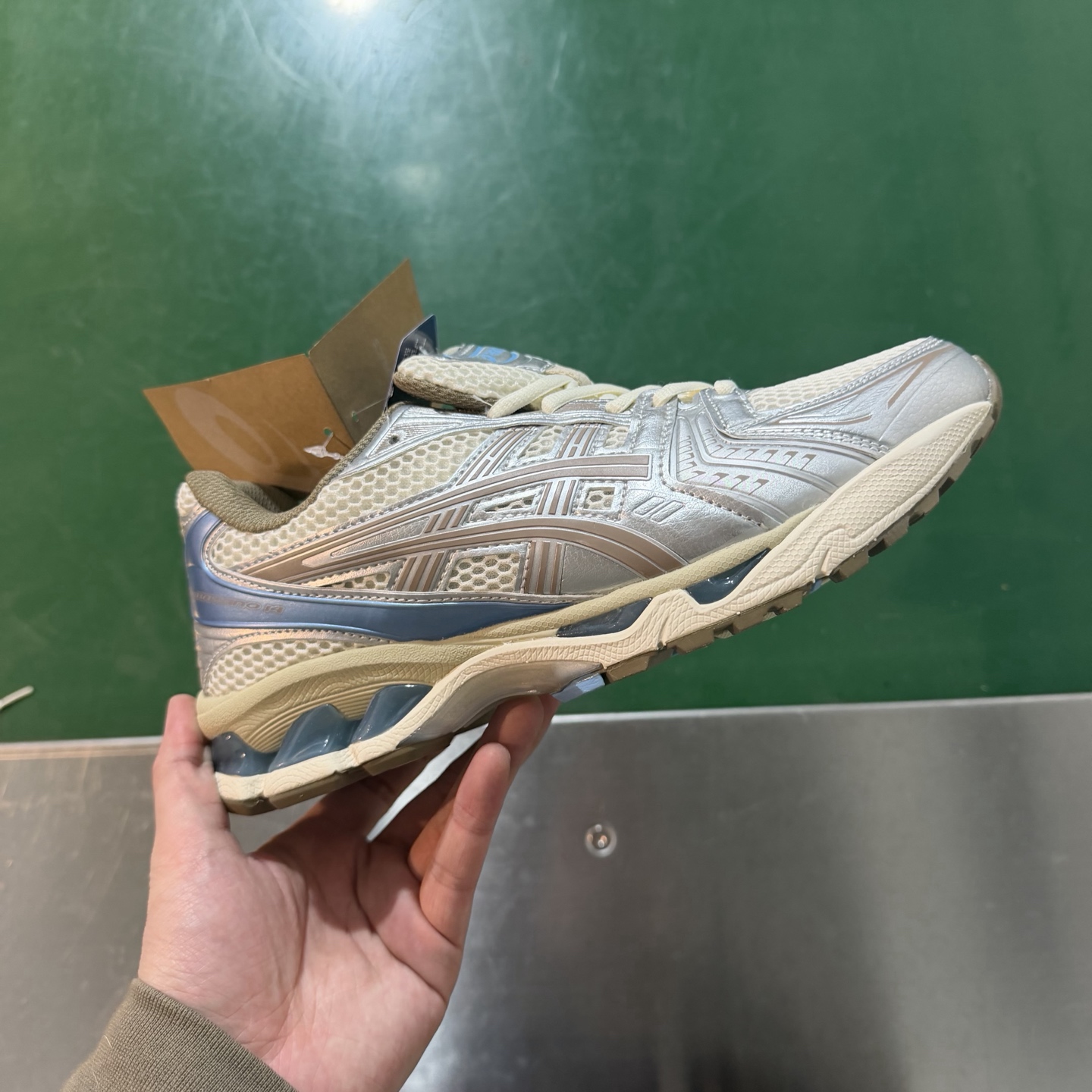 Asics Gel-Kayano 14 （特價福利）