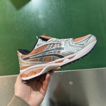 Asics Gel-Kayano 14 （特價福利）
