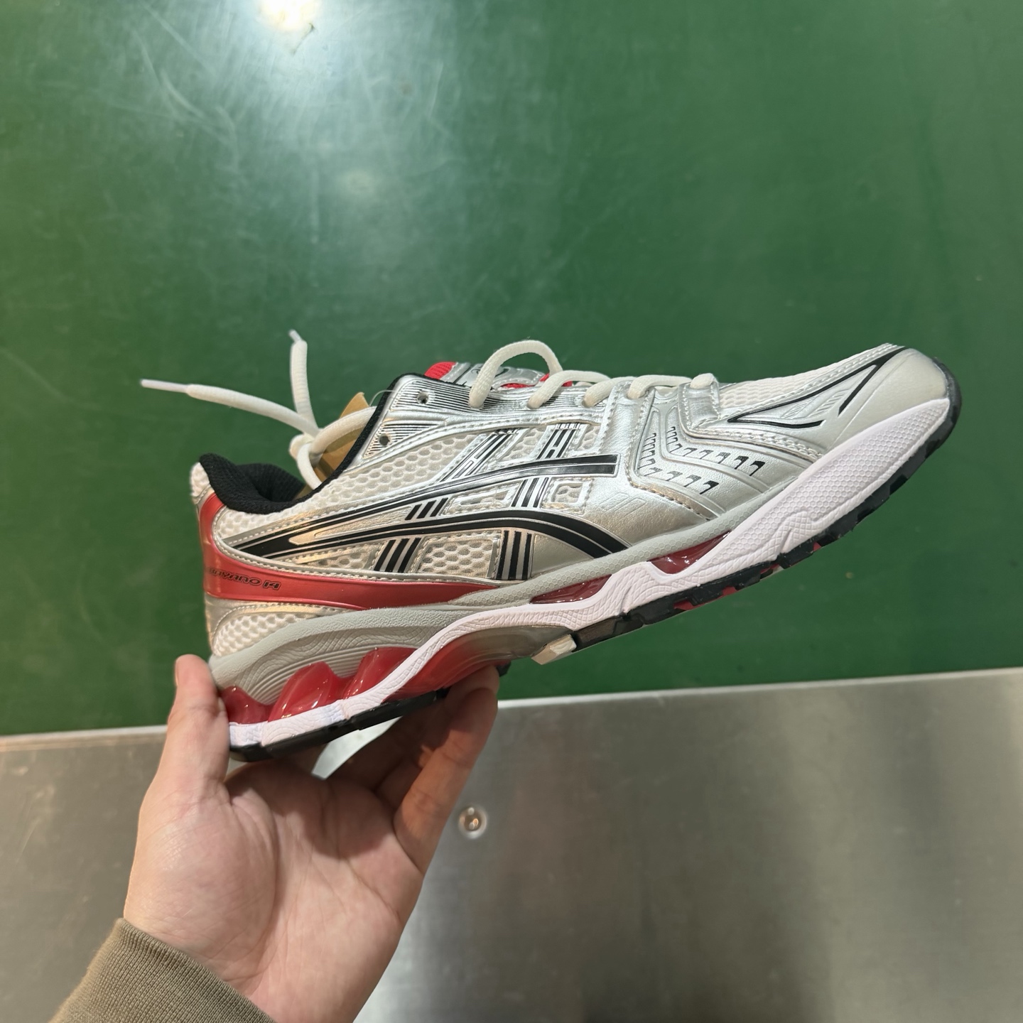 Asics Gel-Kayano 14 （特價福利）