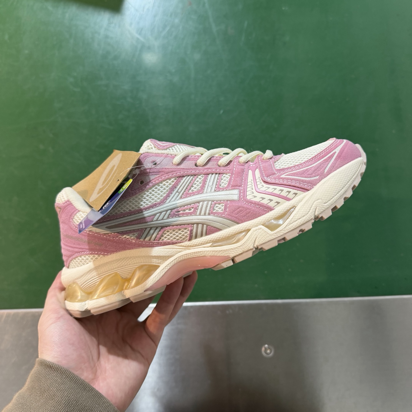 Asics Gel-Kayano 14 （特價福利）