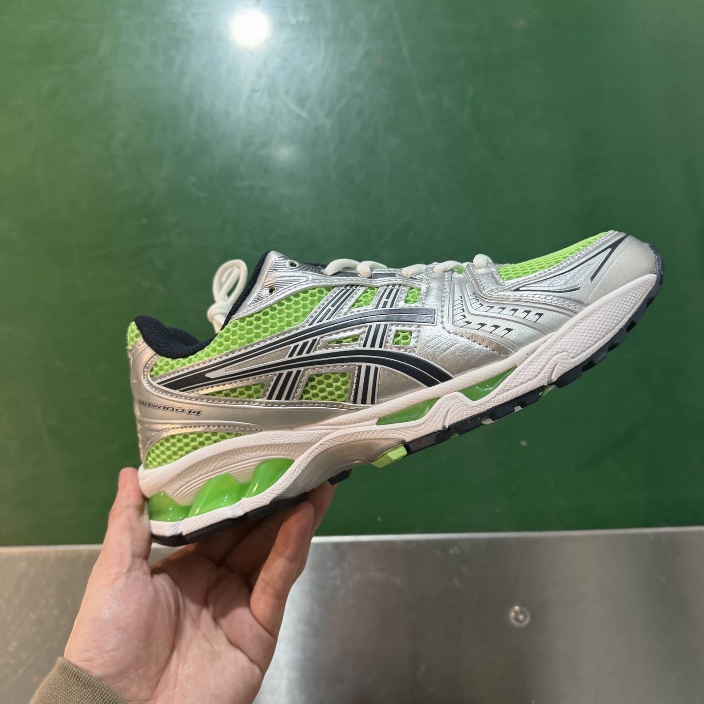 Asics Gel-Kayano 14 （特價福利）