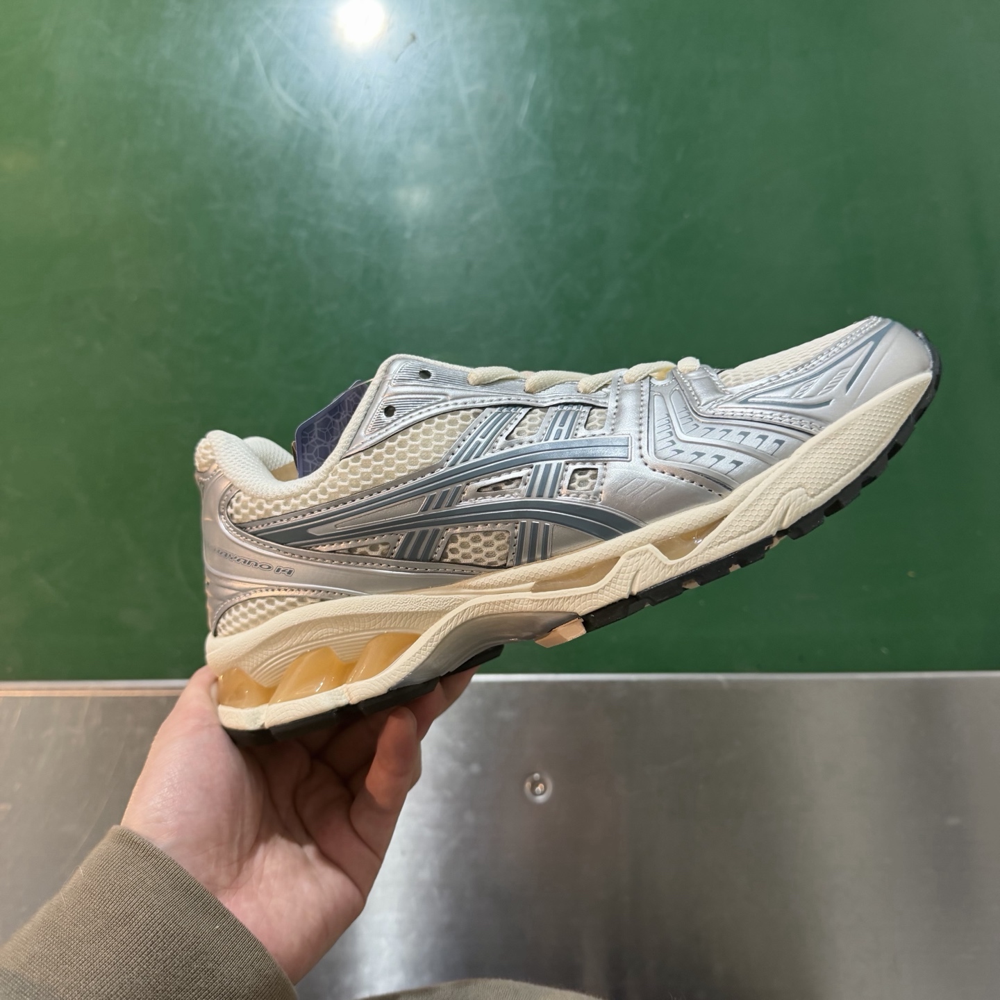 Asics Gel-Kayano 14 （特價福利）