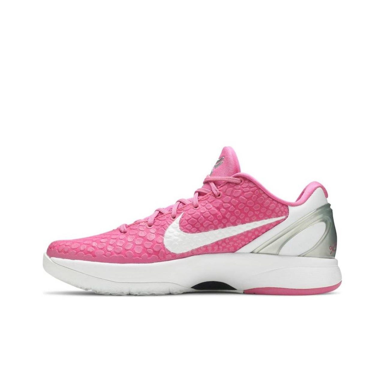 Kobe 6 系列（尺寸建議偏大0.5-1號拿）