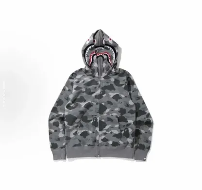 BAPE 迷彩鲨鱼连帽拉链卫衣