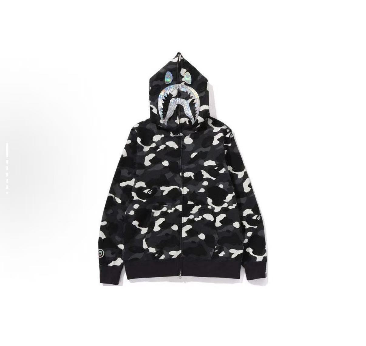BAPE 迷彩鲨鱼连帽拉链卫衣