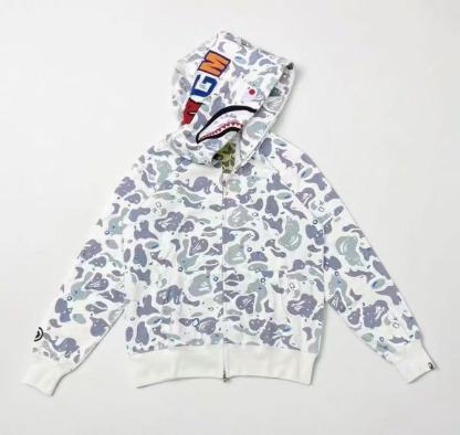 BAPE 迷彩鲨鱼连帽拉链卫衣