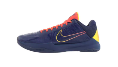 kobe 5 系列（尺寸建議偏大0.5號拿）