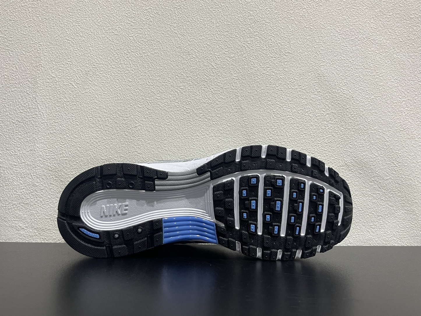 Nike P-6000