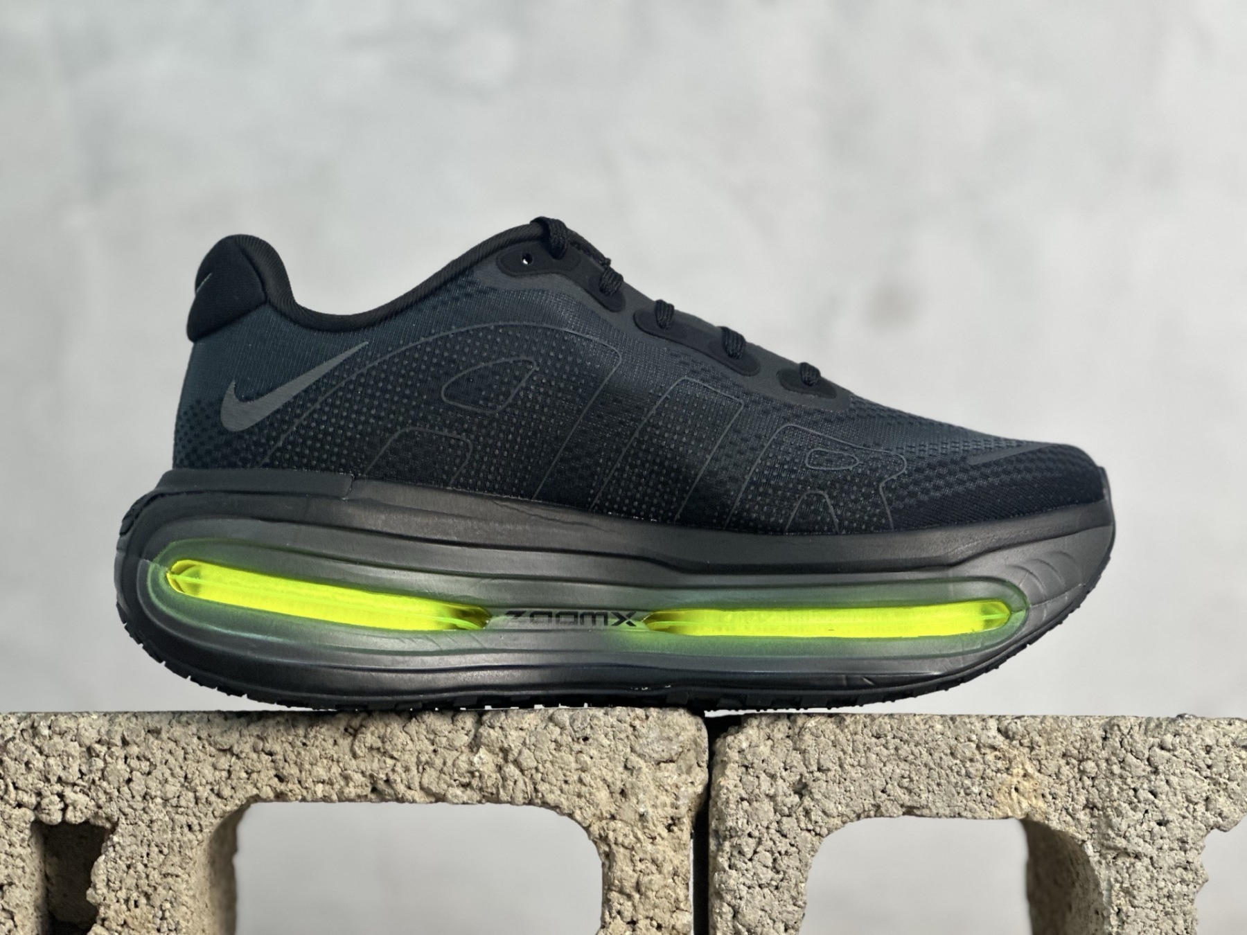 Nike Air Zoom Vomero Premium