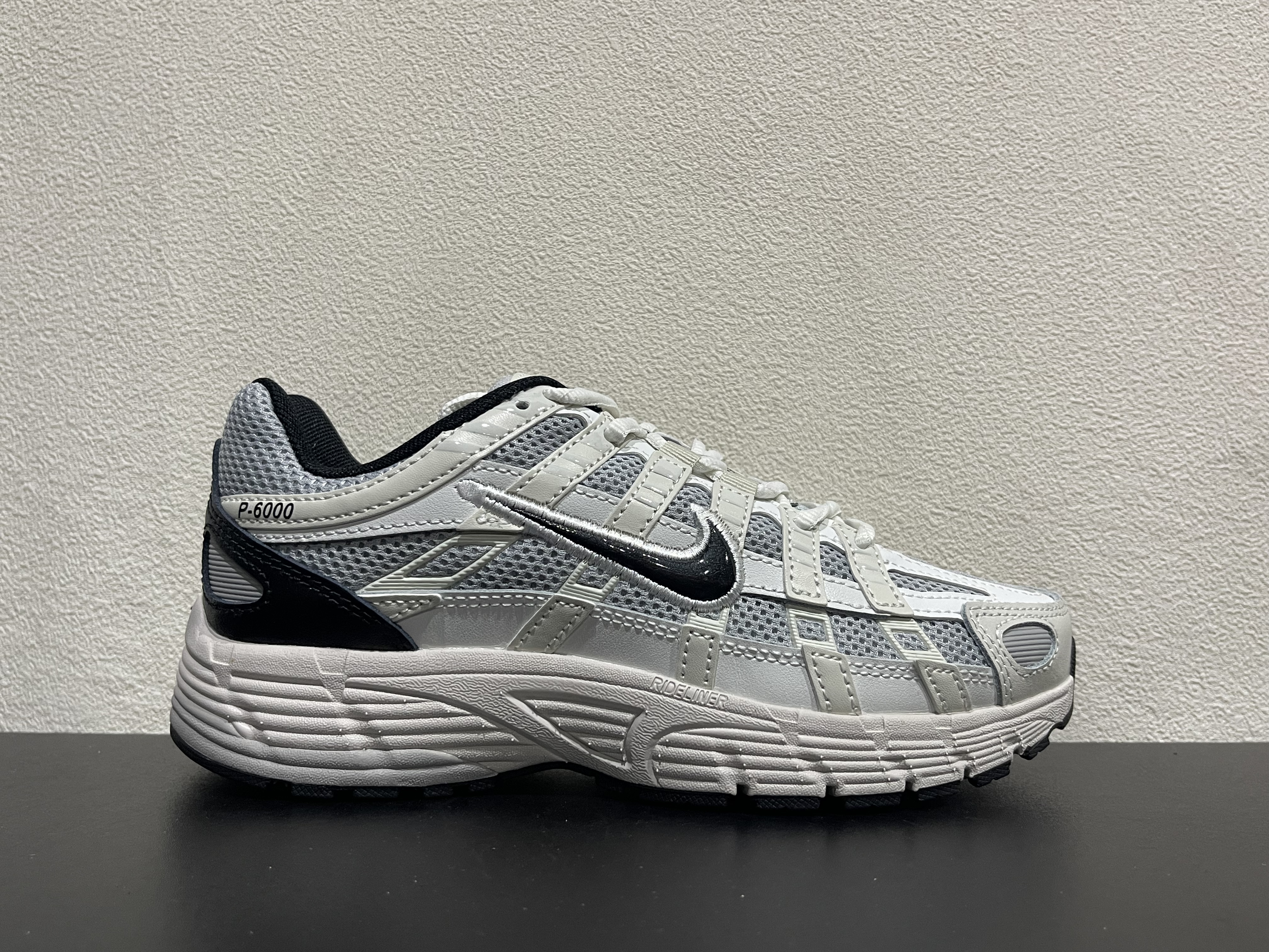 Nike P-6000(35.5-45)