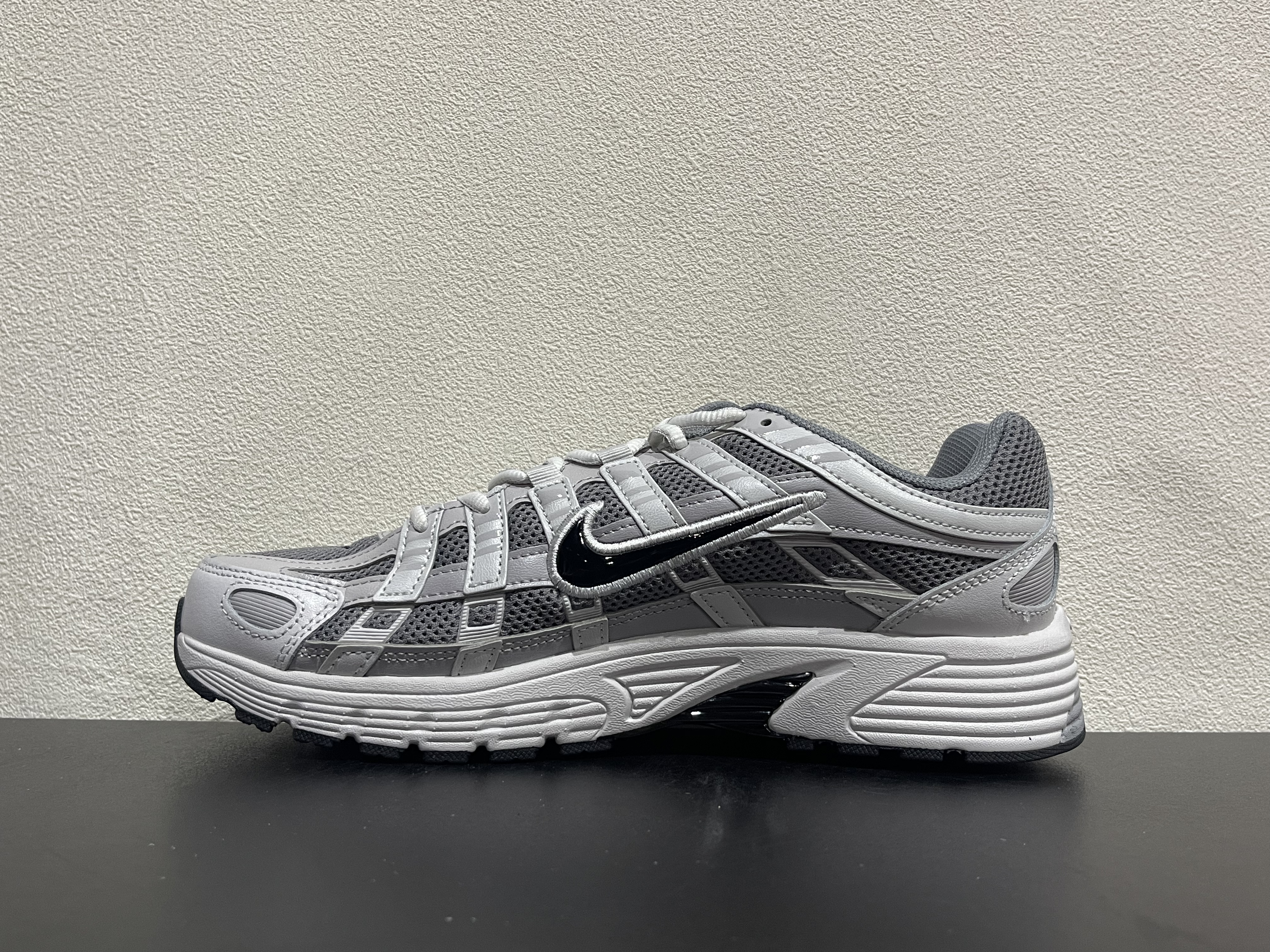Nike P-6000(36-47.5)