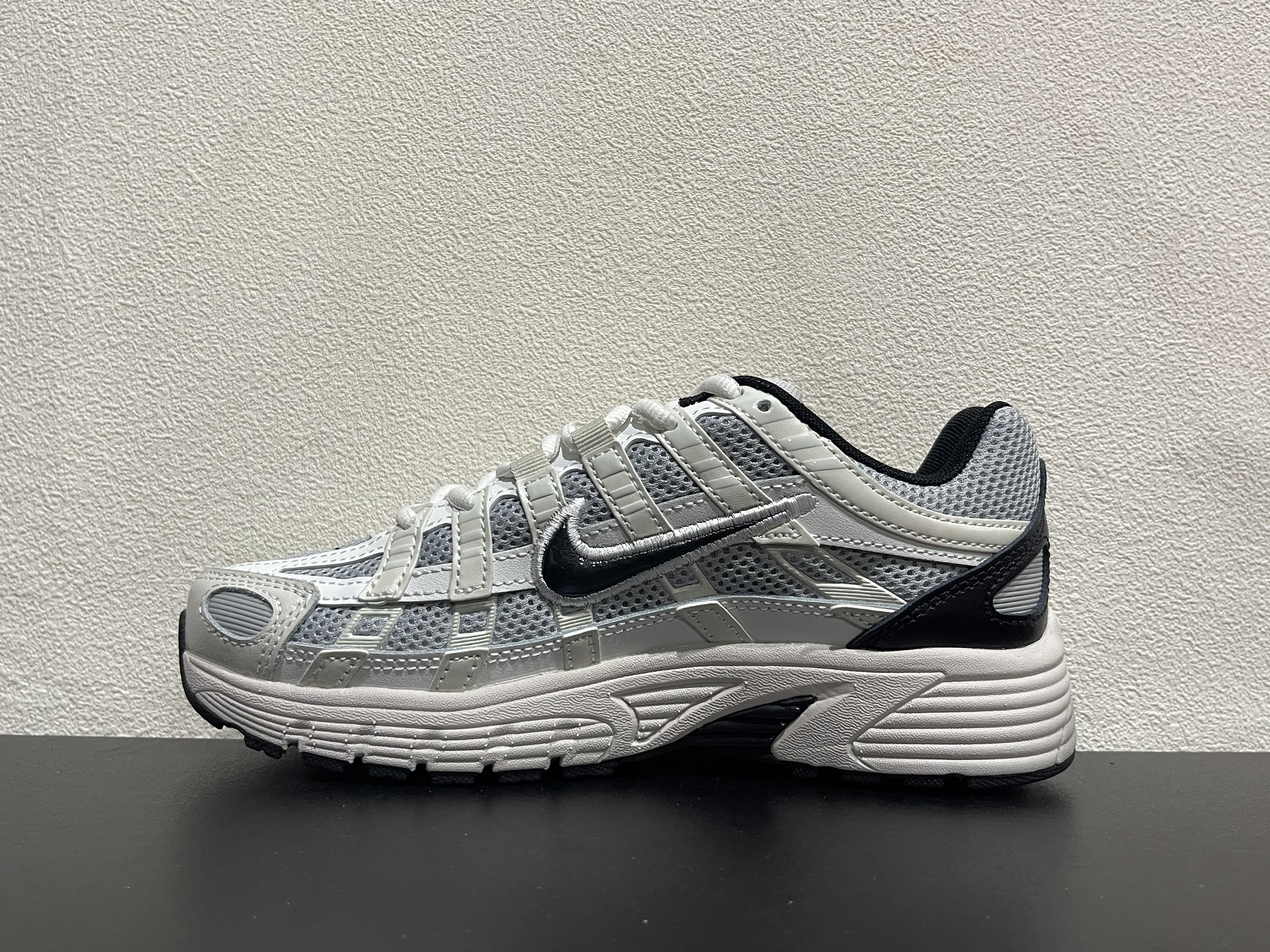 Nike P-6000(35.5-45)