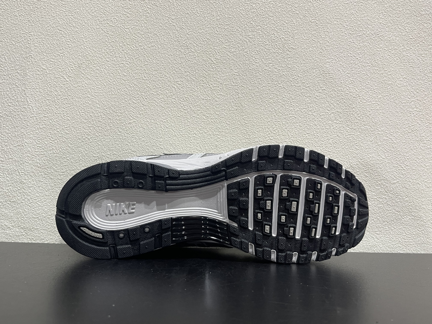 Nike P-6000(36-47.5)