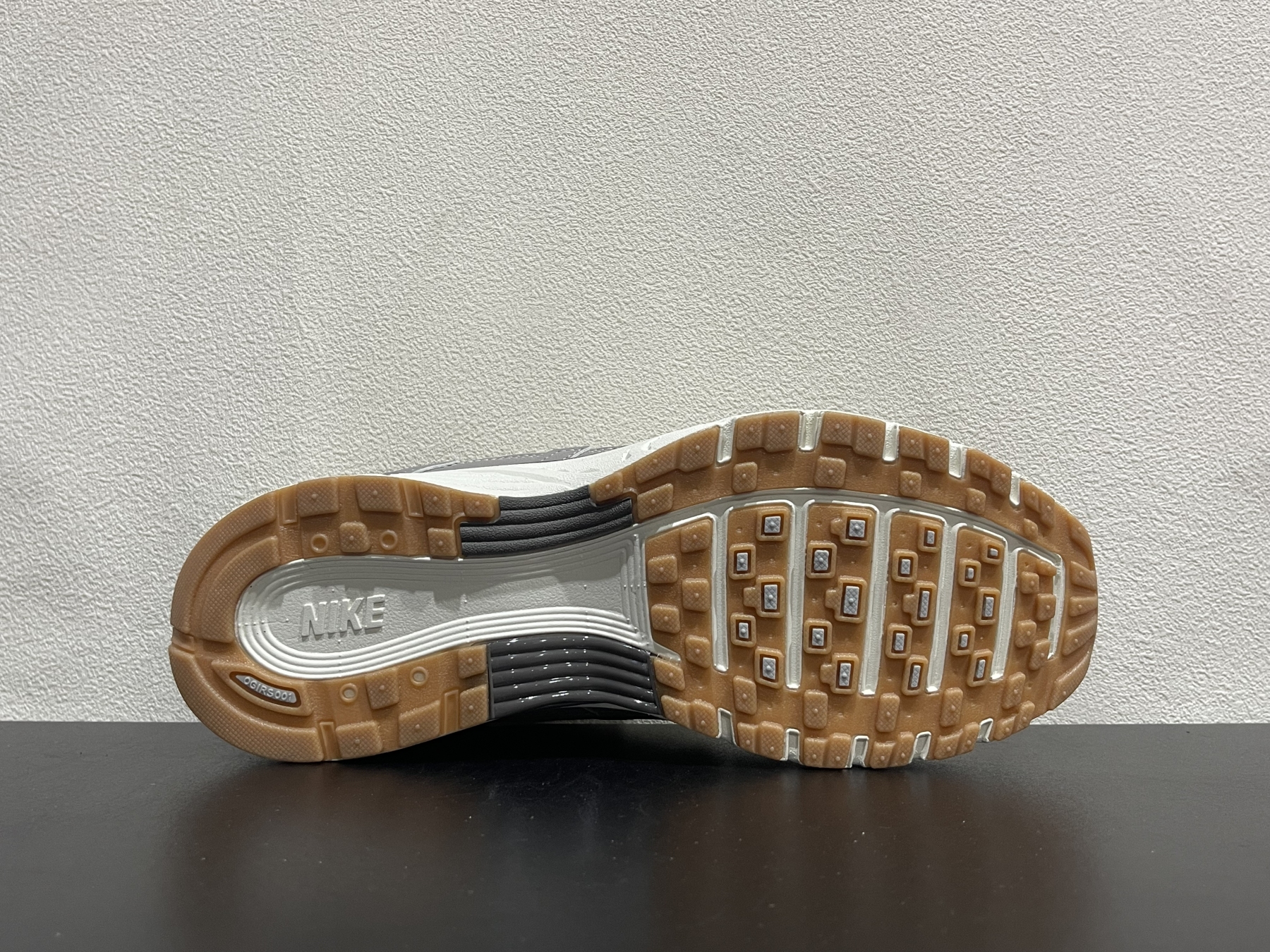 Nike P-6000(36-45)