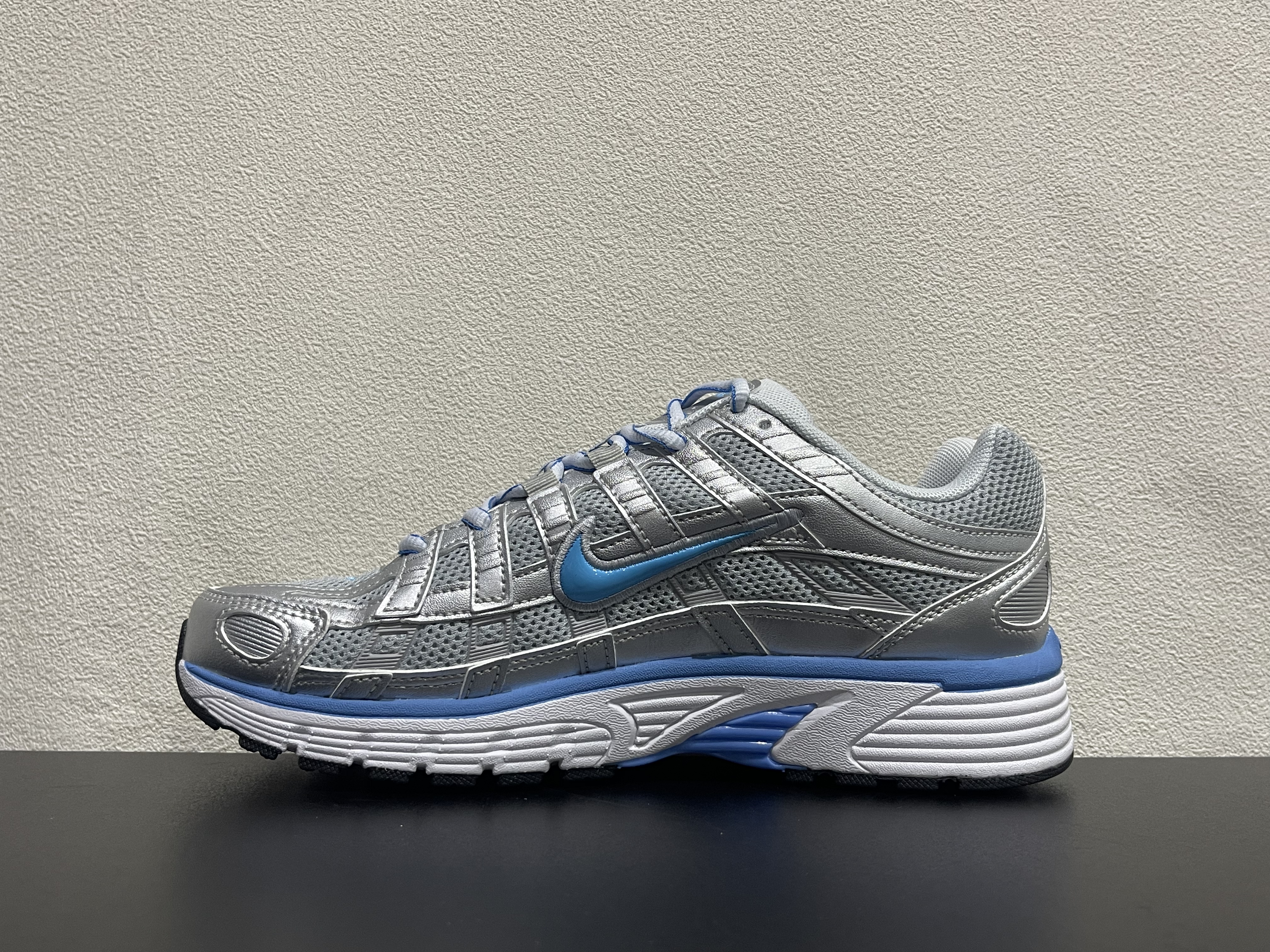 Nike P-6000